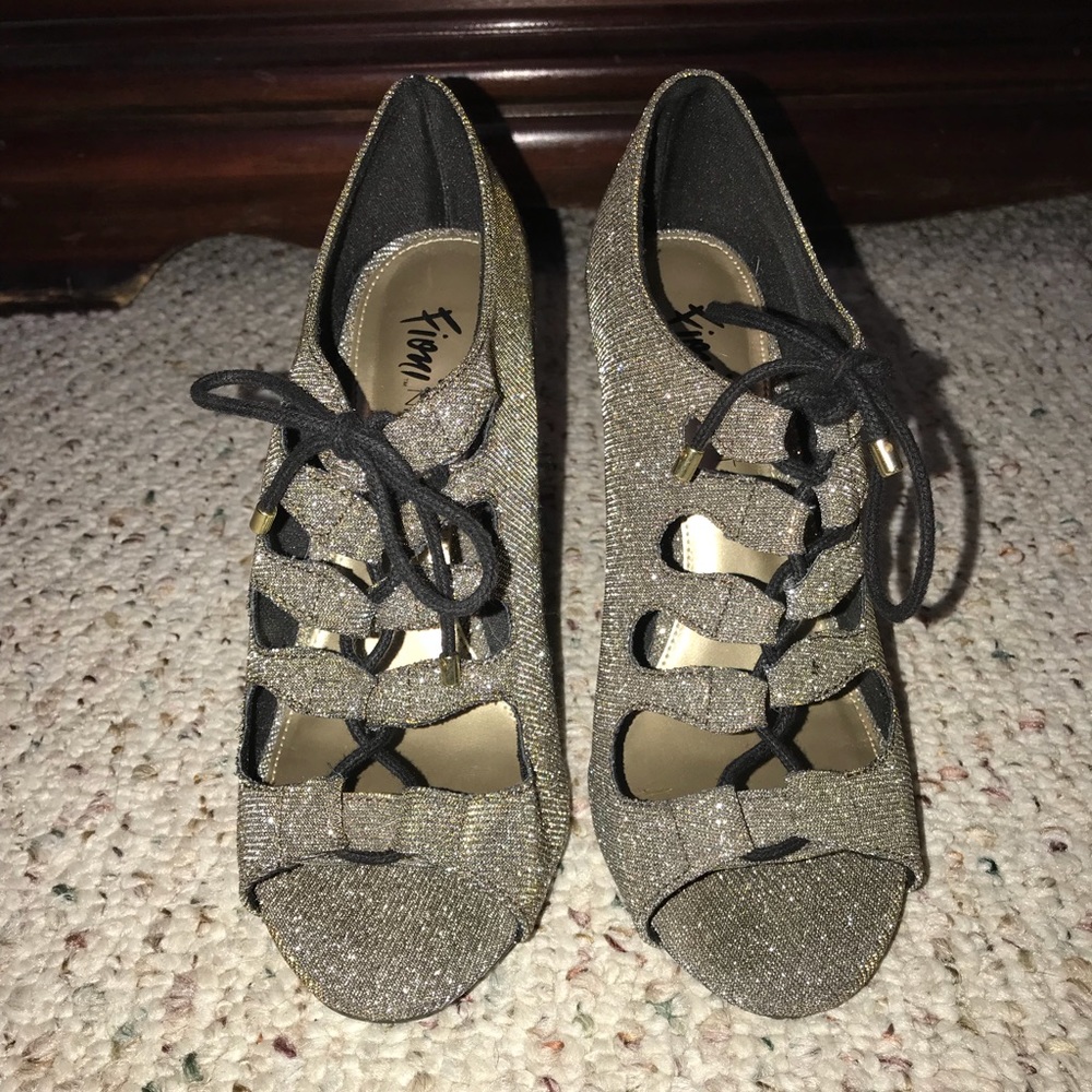 Fioni Night Out Sparkly lace up formal heels